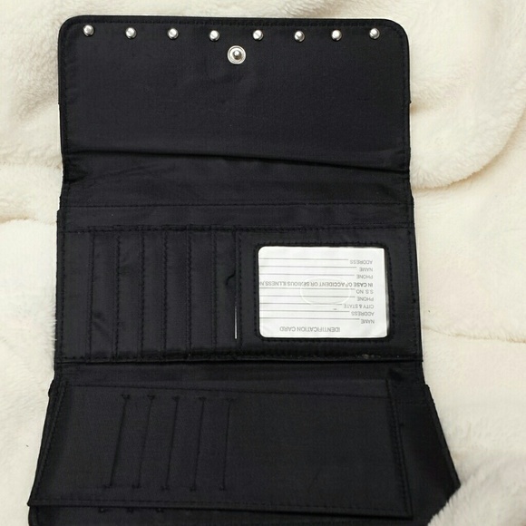 Women's Wallet - Picture 3 of 3