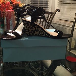 Strappy wedge sandal