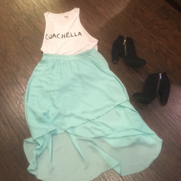 Mint High-Low skirt