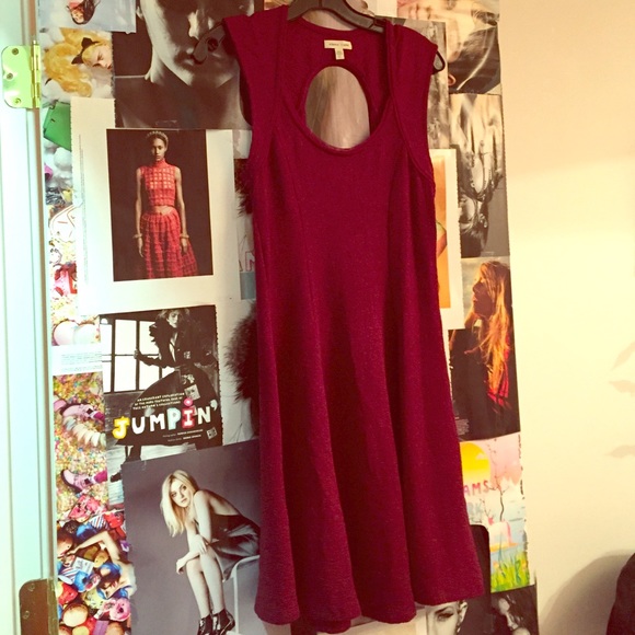 Silence & Noise (UO) fit + flare maroon dress