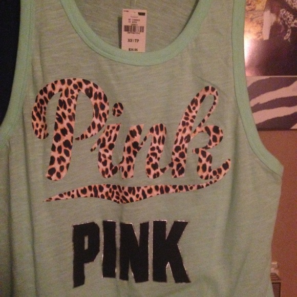 VS PINK NWT Leopard Tank 💘