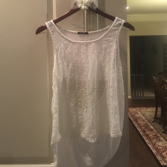 Eyelet open back tank top