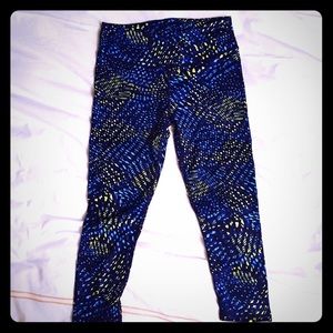 Fabletics Blue/Yellow Print Capri Pants