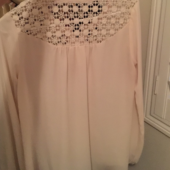 Maternity shirt - Picture 3 of 3