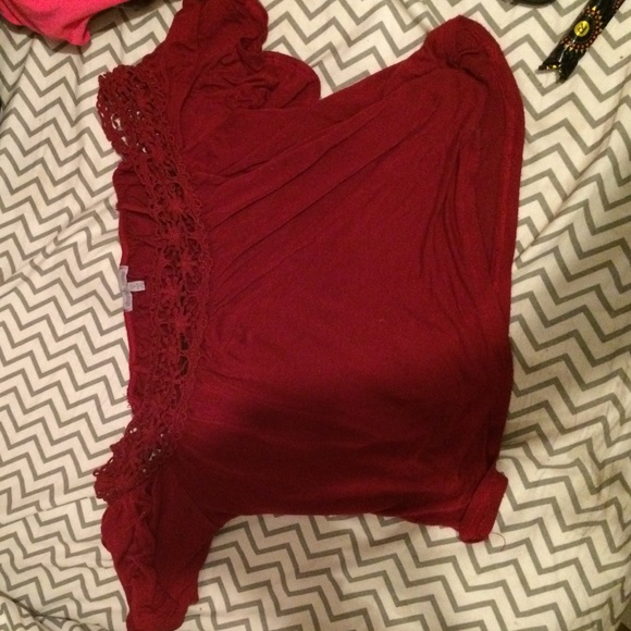 Maroon off the shoulder flowy crop top