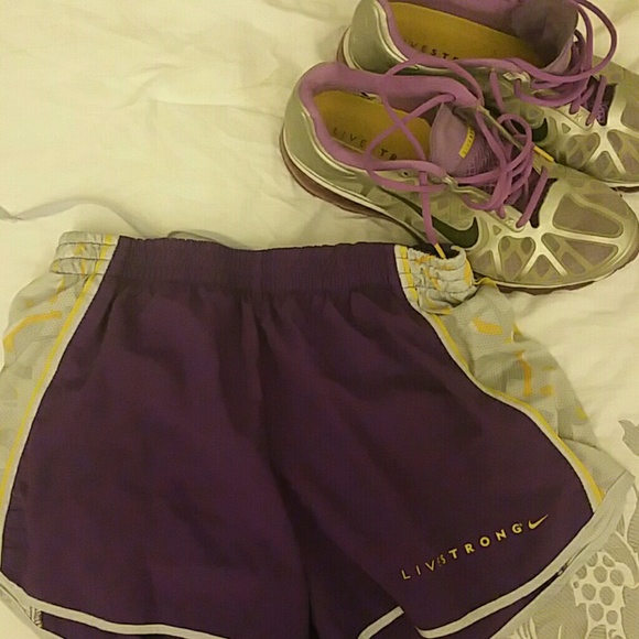 Nike Shoes - Nike Livestrong Bundle