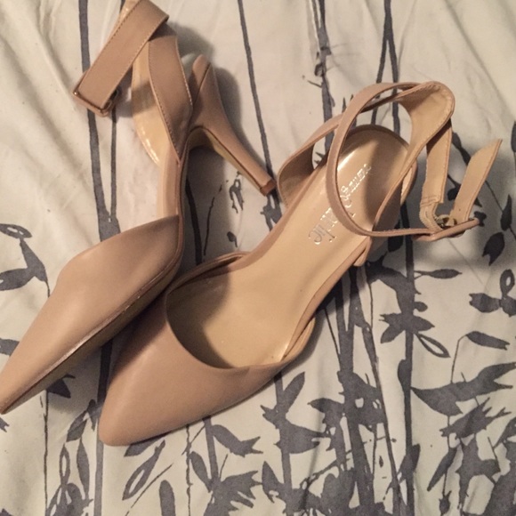 Tan heels