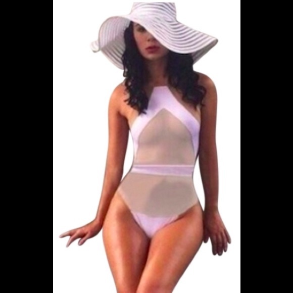 White Sexy Mesh One Piece Bikini Small 💠Liz💠