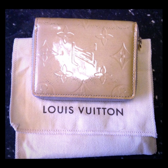 Authentic Louis Vuitton Broom Wallet