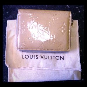 Authentic Louis Vuitton Broom Wallet