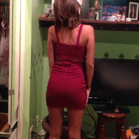 Tobi maroon red mini dress - Picture 3 of 3
