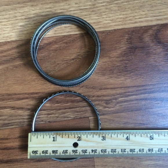 Set of bangles - Picture 2 of 2