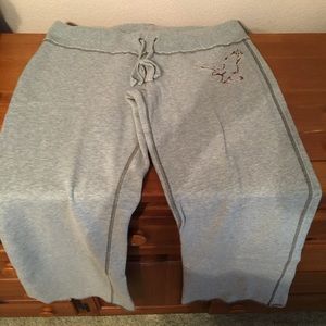 Woman's American Eagle pants