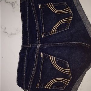 size 5 Hollister shorts