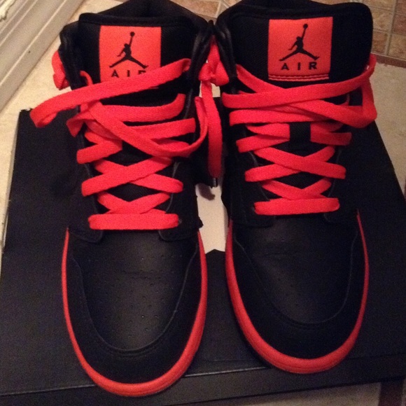 air jordan 1s 😊