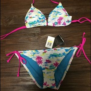 Hurly Bikini