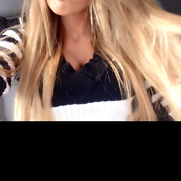 Black and white stripped sweater