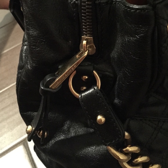 Marc Jacobs Authentic Handbag - Picture 3 of 8