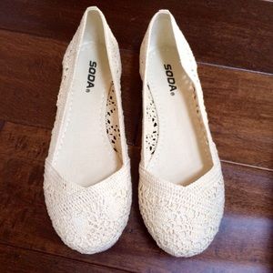 Cream Crochet Ballerina Flats