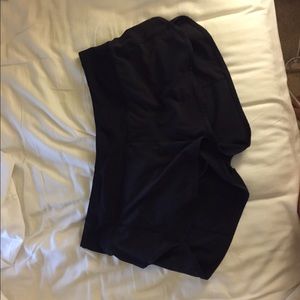 Lululemon run times short