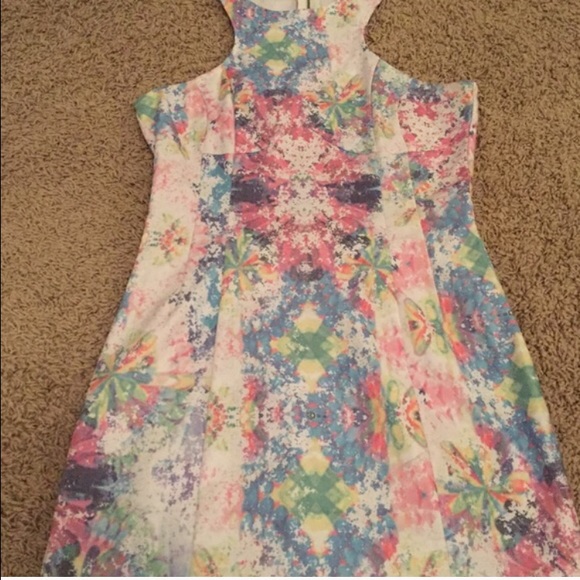 Tobi Dress - Picture 3 of 3