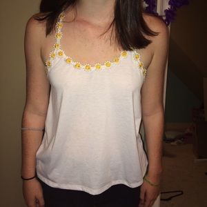 Sun flowered tank top!!