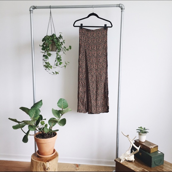 Brandy Melville Dresses & Skirts - Brandy Melville Double Slit Skirt
