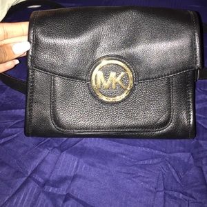 Michael Kors Leather crossbody BAG NWOT