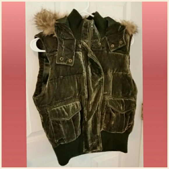 Jackets & Blazers - Green Vest with Faux Fur