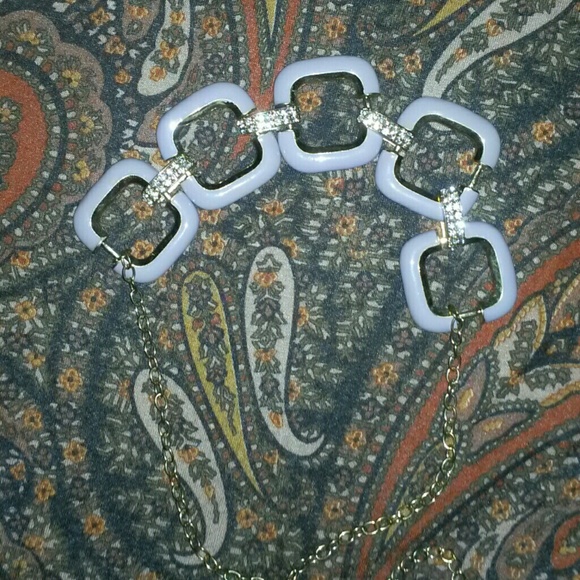 Jewelry - Picture 2 of 4