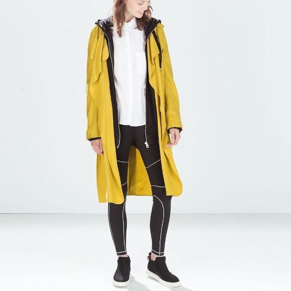 Zara Black contrast leggings