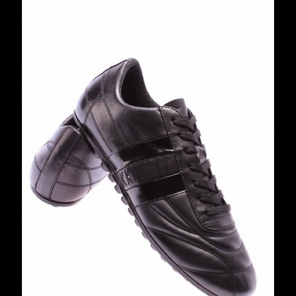 Bikkembergs black leather soccer shoes