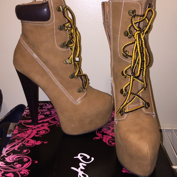 Qupid boots