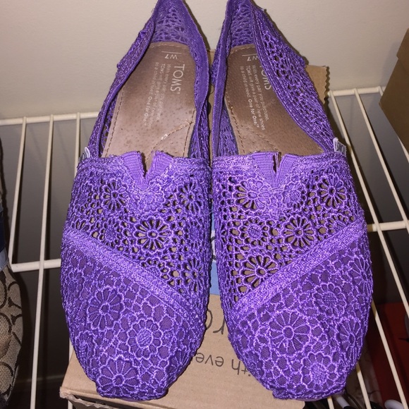 Toms