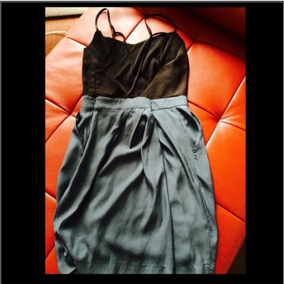 BCBGeneration Dress 10 Low Back blue/black pockets - Picture 2 of 3