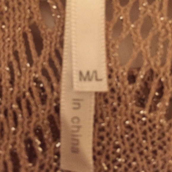 String top - Picture 2 of 2