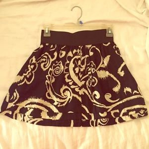 Black and white pattern skirt