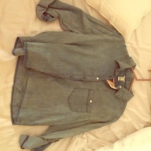 Light weight super thin button down