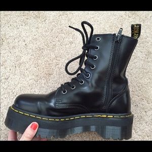 poshmark dr martens