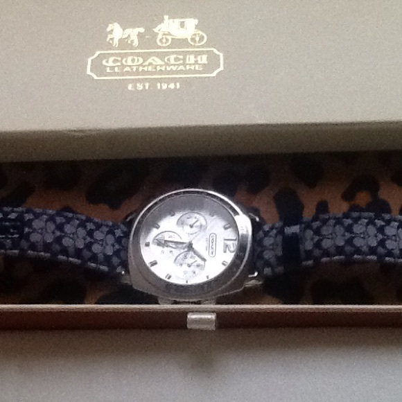 Authentic Coach watch