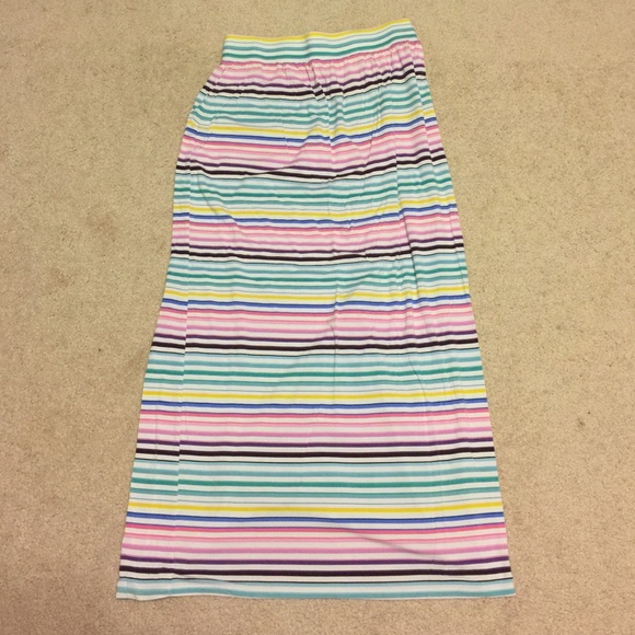 Discount Shipping for 1 hour💗💗LofT skirt