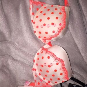 Victoria secret bra