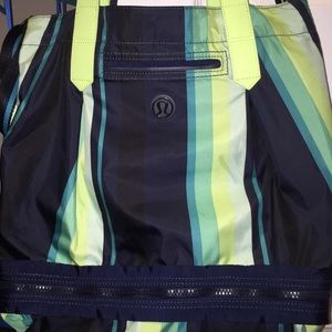 lululemon bag