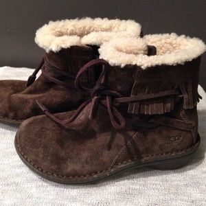 Ugg "hiking" boot!