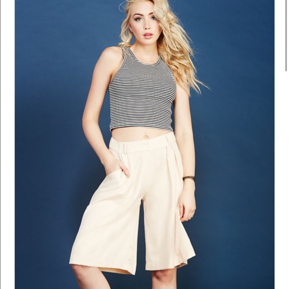 Chic wide leg gauchos!