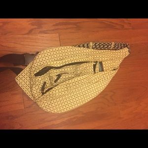 Kavu purse
