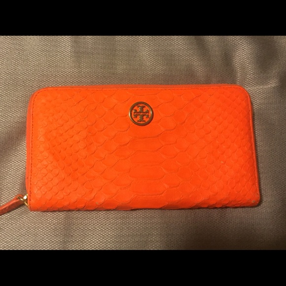 Tory Burch Clutches & Wallets - Tory Burch Neon Snake Zip Continental Wallet-
