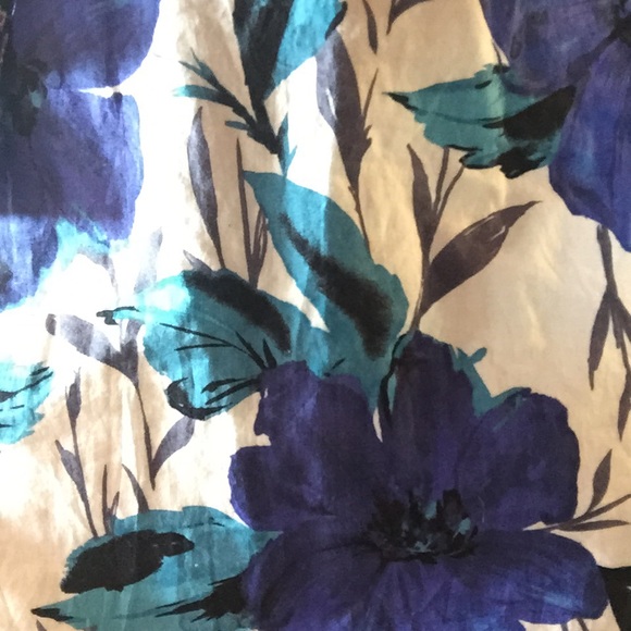 Flowered Strapless 🍇🍆💜 - Picture 4 of 4