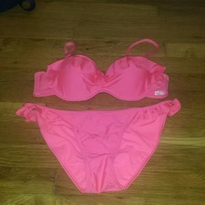 Old Navy hot pink ruffled bikini