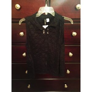 H&M lace shirt